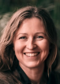 Dr. Elinor Chelsom Vogt